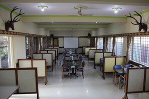 Breakfast, lunch, dinner served; local cuisine - Elite Inn (Bengaluru)