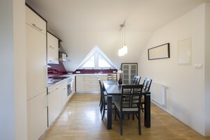 Exclusive Apartment | Private kitchen | Fridge, microwave, oven, stovetop