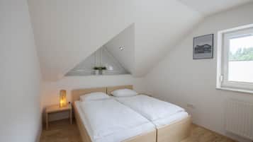 Exclusive Apartment | 4 bedrooms, soundproofing, iron/ironing board, free WiFi