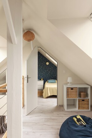 2 chambres, fer et planche à repasser, Wi-Fi gratuit, draps fournis