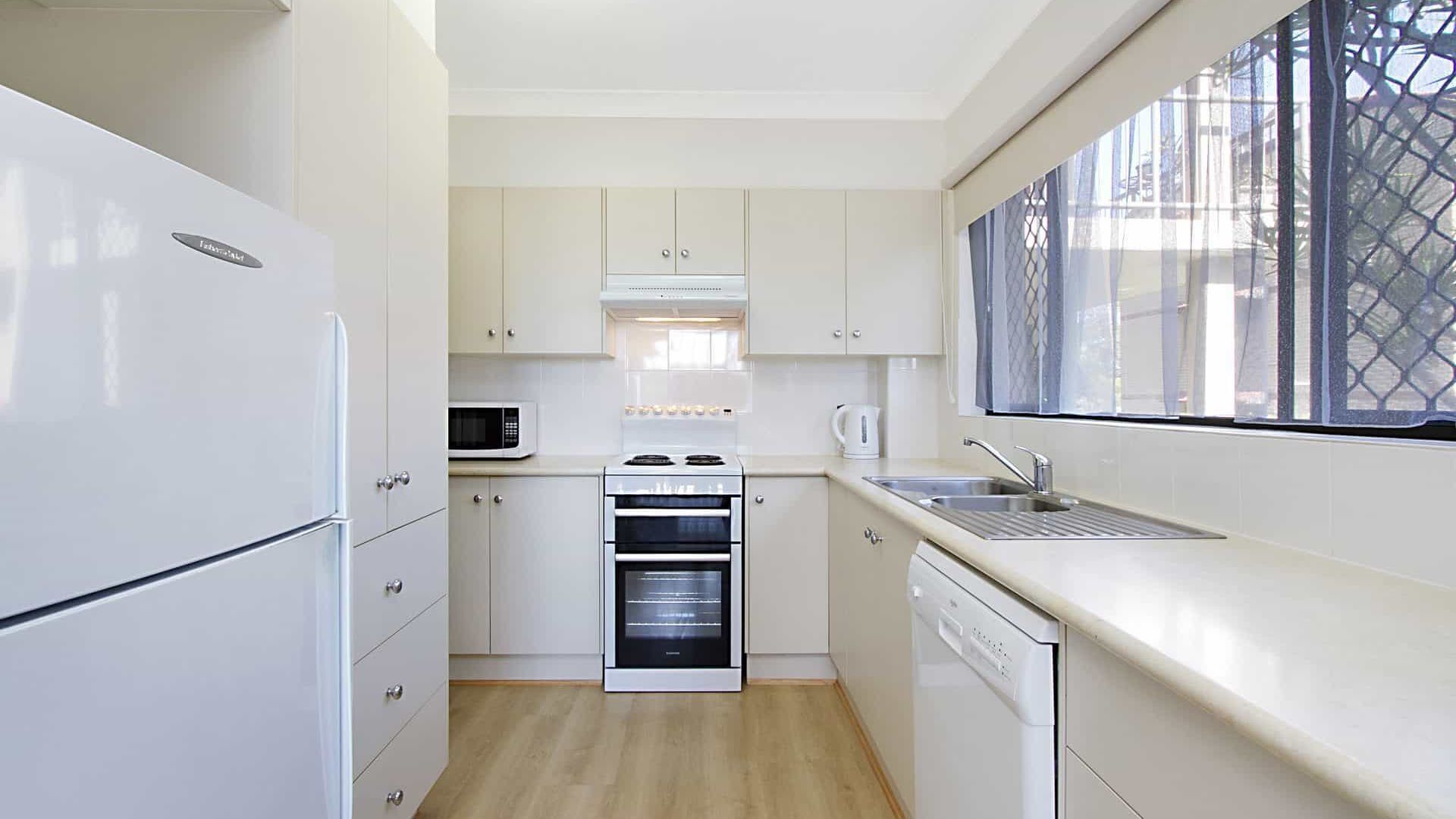Bilinga Gardens 3 - Bilinga/ North Kirra Beachfront - Min. 3 Night Stays! — image 4
