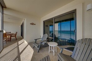 House, 2 Bedrooms | Balcony