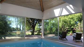 Piscine couverte, piscine chauffée