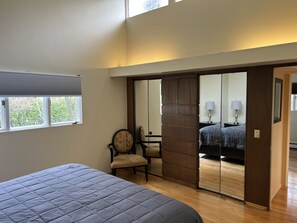 3 chambres, fer et planche à repasser, Wi-Fi gratuit, draps fournis