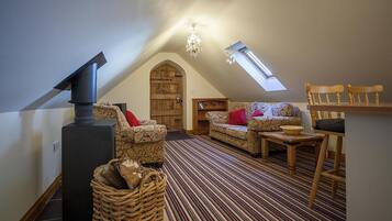 Apartemen | Area keluarga | TV layar datar