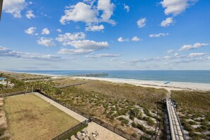 Appart'hôtel, 3 chambres | Plage