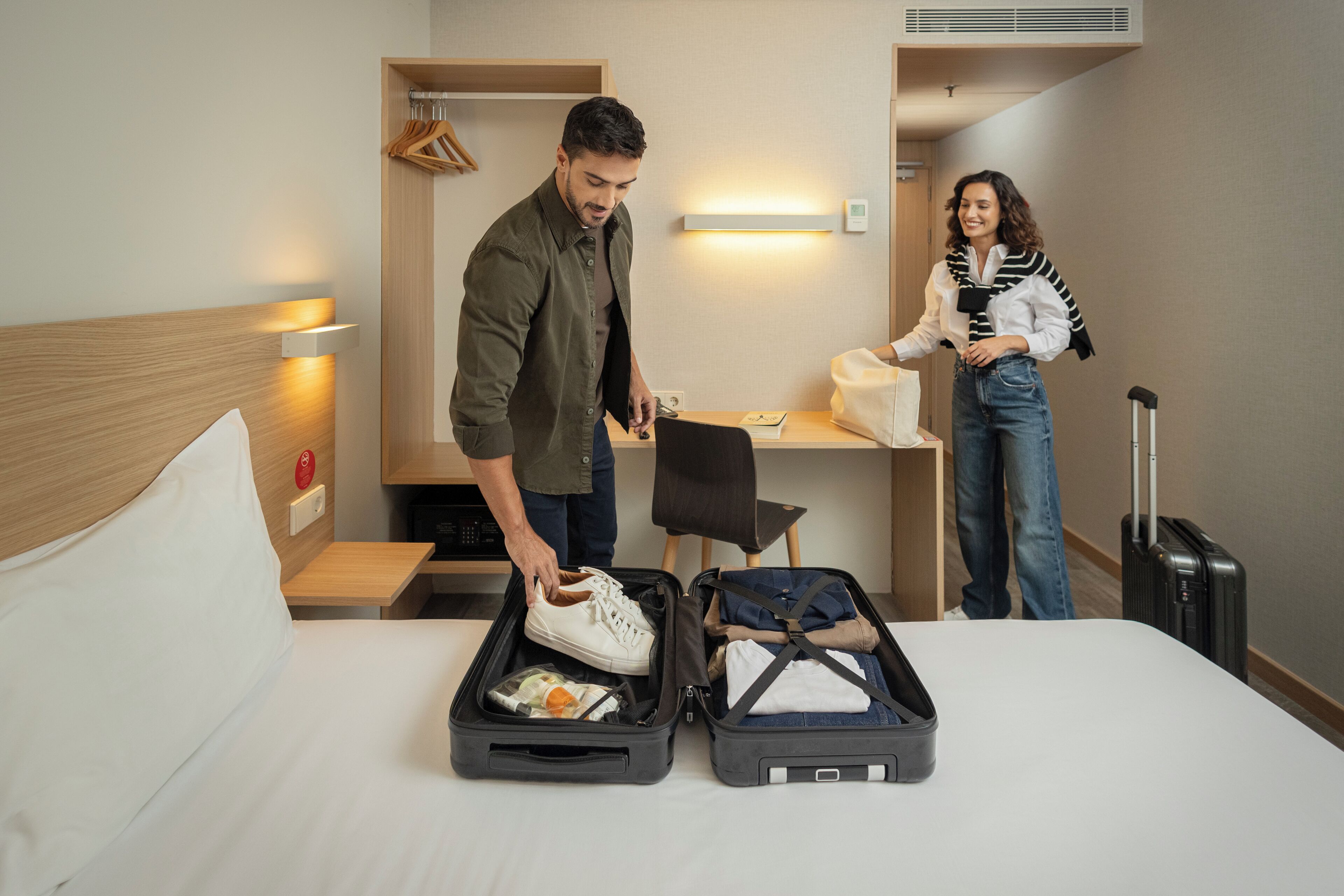 standard double room, 1 queen bed | 1 bedroom, in-room safe, desk, blackout curtains