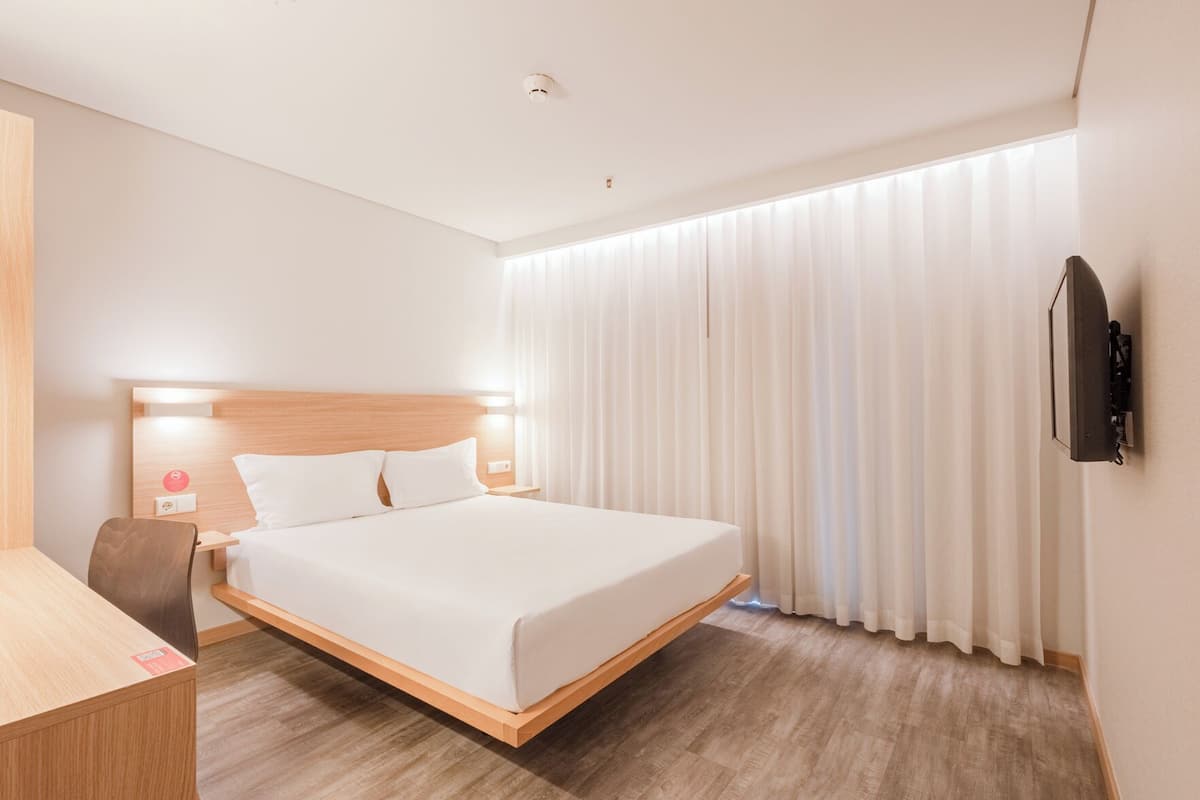 In-room safe, desk, blackout curtains, soundproofing