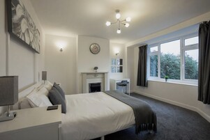 Ropa de cama de alta calidad, tabla de planchar con plancha, wifi gratis