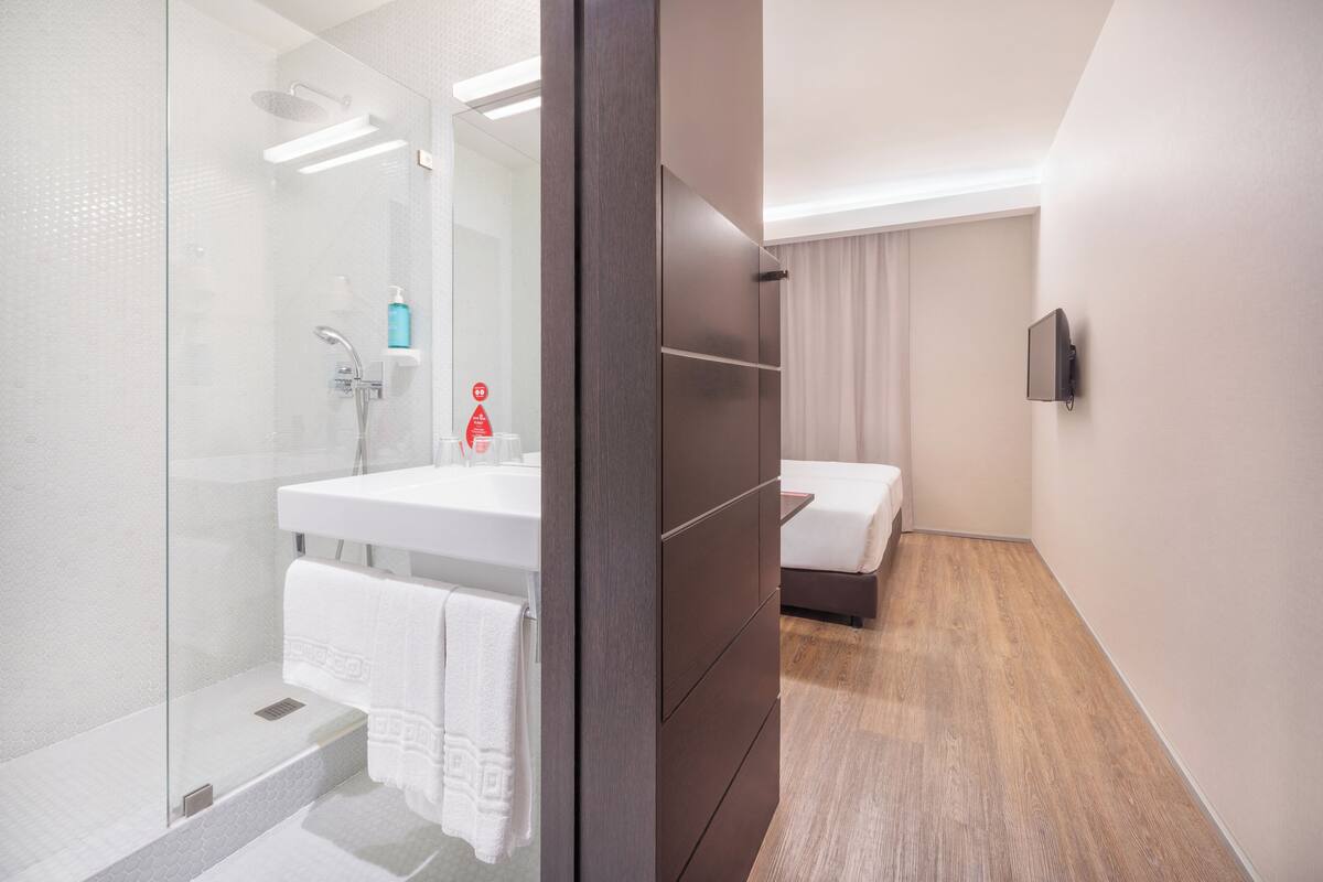 in-room safe, desk, blackout curtains, soundproofing