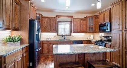 Gran destino de invierno! Esquiar alrededor de 60 millas a Telluride o Powderhorn!