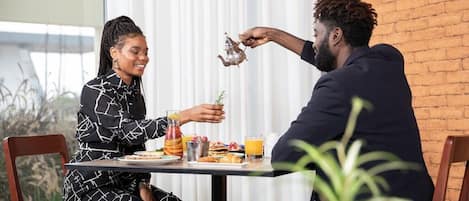 Standard Double Room | Restoran