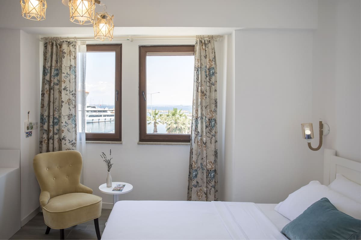 double room, 1 double bed | 1 bedroom, premium bedding, blackout curtains, free wifi