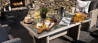 NEW - Lexington House - 5 Star - Stylish Barn Conversion