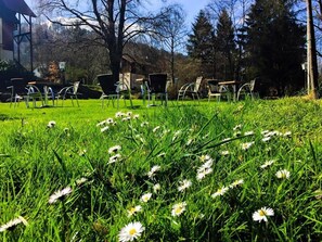 Garden - Le Chalet - Hotel Restaurant (Luttenbach-pres-Munster)