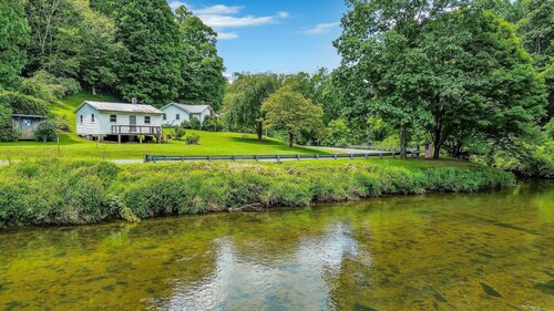 New River Farmhouse on the New River & Stocked Fishing Creek