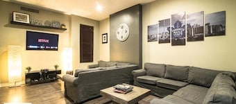 The Clarence Park - Hostel