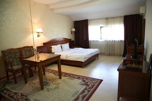 Standard Double Room | Desk, soundproofing, iron/ironing board, free WiFi - Qazybek Hotel Almaty (Almaty)