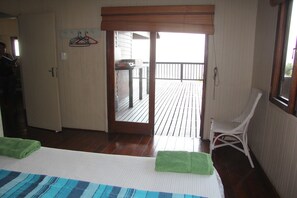 5 bedrooms, desk, bed sheets - Mar Azul 6 (Ponta d'Ouro)