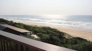 House, 5 Bedrooms | Beach/ocean view