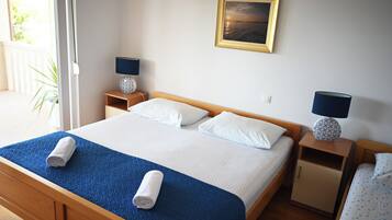 Desk, blackout drapes, iron/ironing board, free WiFi