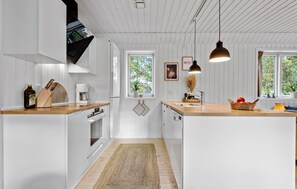 Kühlschrank, Herdplatte, Geschirrspüler