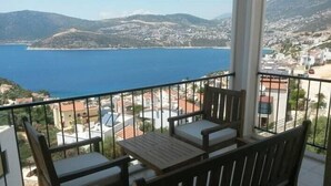Apartamento, 1 cama doble (3-5-6) | Balcón