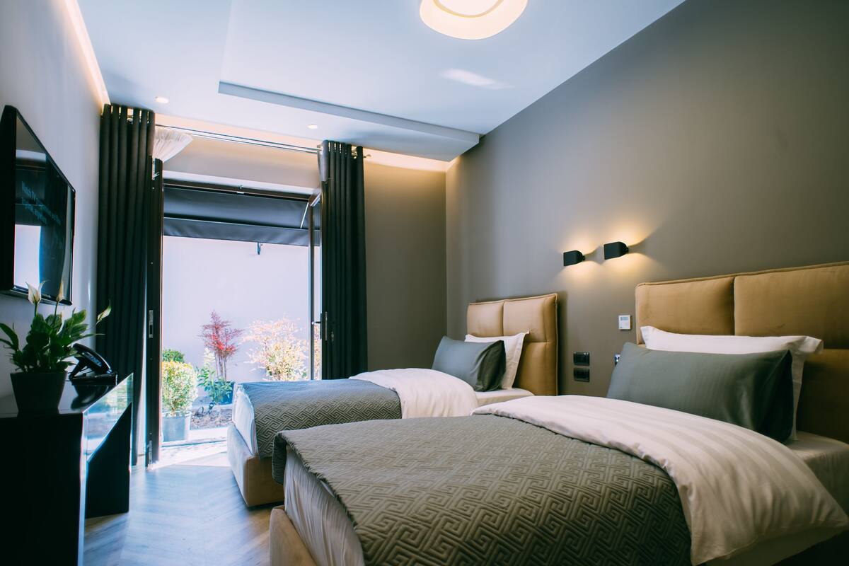 1 bedroom, soundproofing, iron/ironing board (on request), free WiFi