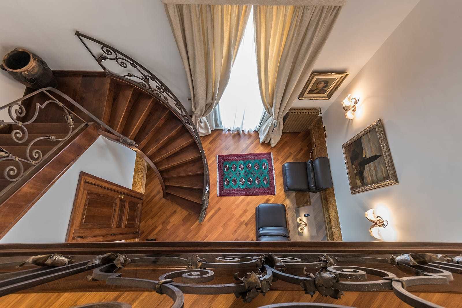 Superior-Doppelzimmer (San Felice) | Wohnbereich | 60-Zoll-Smart-TV mit Satellitenempfang, Fernseher