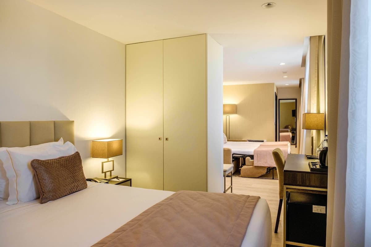 1 bedroom, minibar, in-room safe, desk