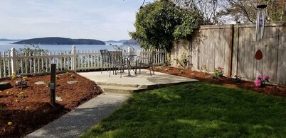 Cottage by the Sea Su