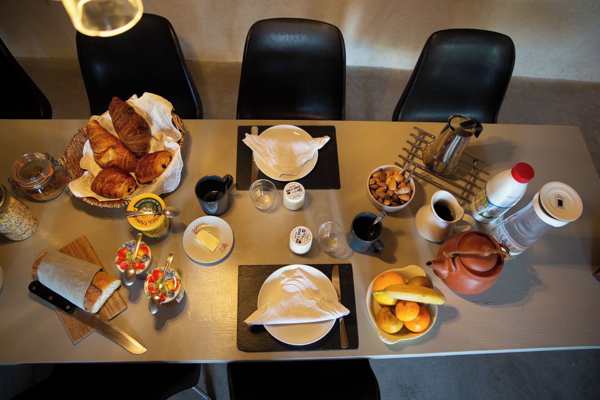 Petit déjeuner composé de spécialités régionales compris tous les jours