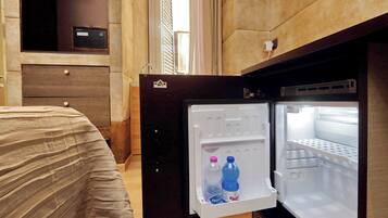 Superior Room | 1 bedroom, premium bedding, in-room safe, desk