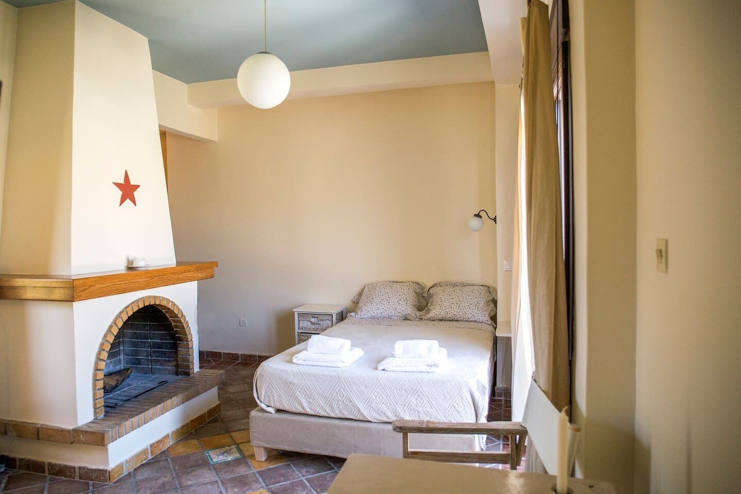 Strykejern/-brett, wi-fi (inkludert) og sengetøy