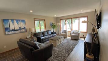 Smart TV, fireplace, video games, stereo