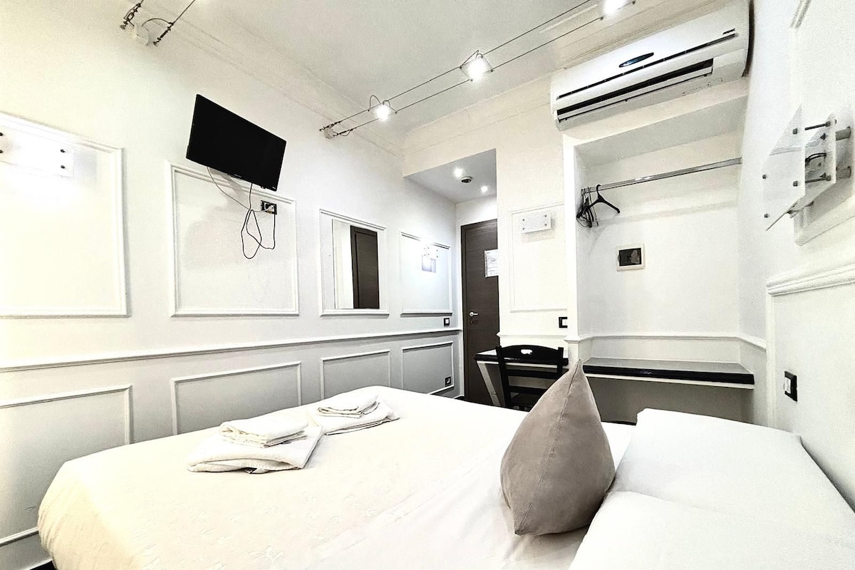 Economy Double Room