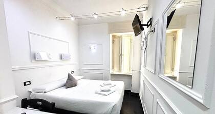 Palace Rome - Hostel