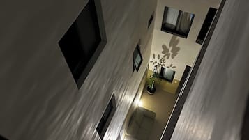 Télévision à écran plat