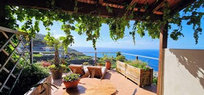 View from room - Les Terrasses Suites (Calheta)