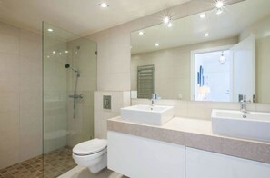 Apartment, 2 Bedrooms, Balcony, Ocean View (83053) | Bathroom | Hair dryer, towels - Apartment K1 (Reykjavik)