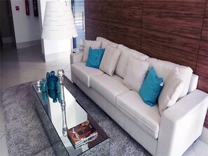 Basic Room, Multiple Beds, City View | Living room