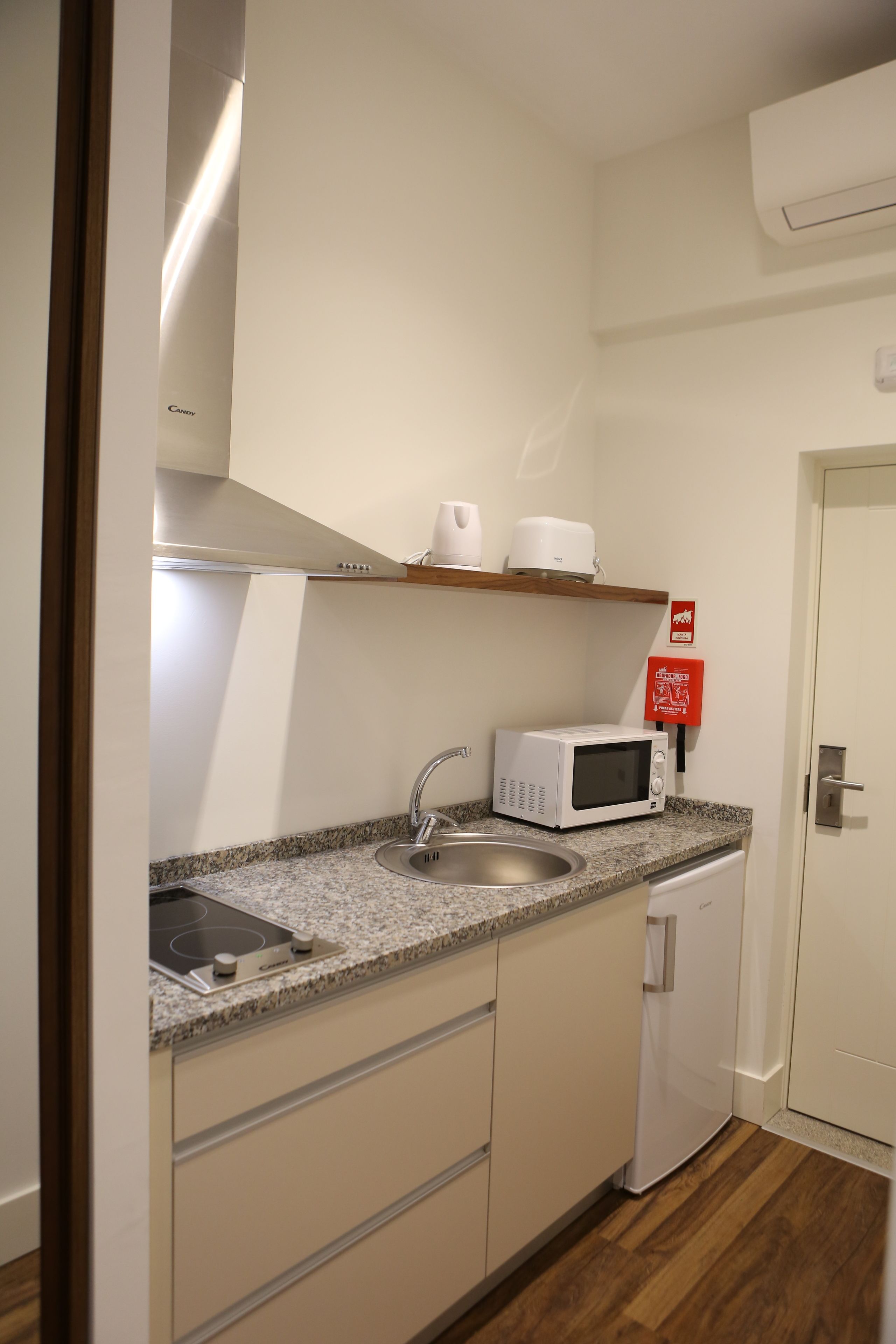 double or twin room, kitchenette, balcony | private kitchenette