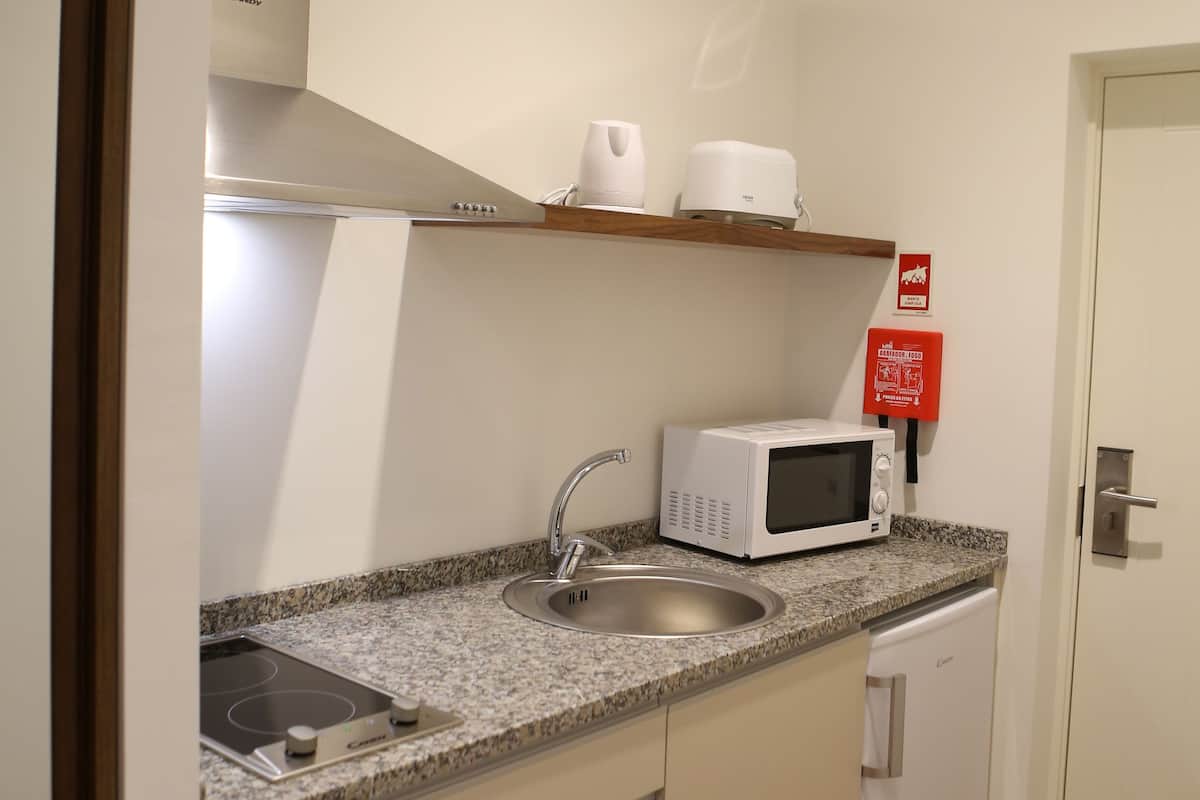 double or twin room, kitchenette, balcony | private kitchenette