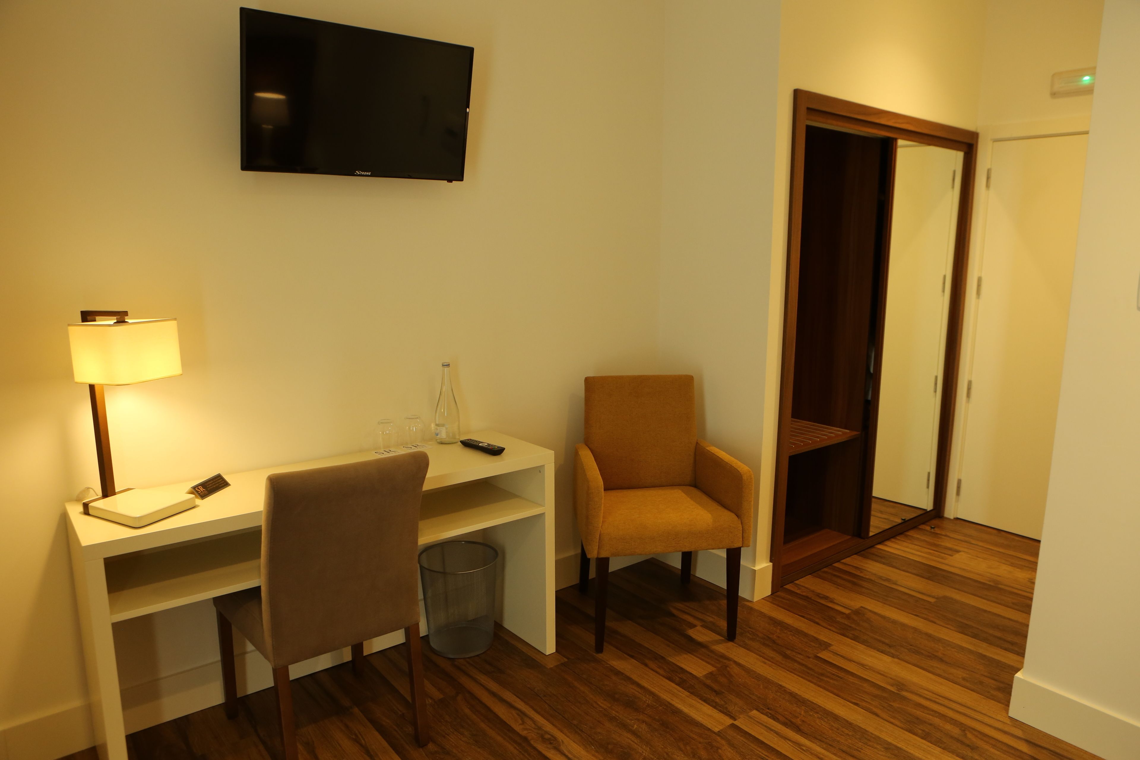 standard double room | living area | 32-inch led tv with digital channels, tv