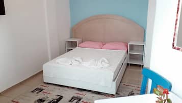 1 chambre, Wi-Fi gratuit, draps fournis
