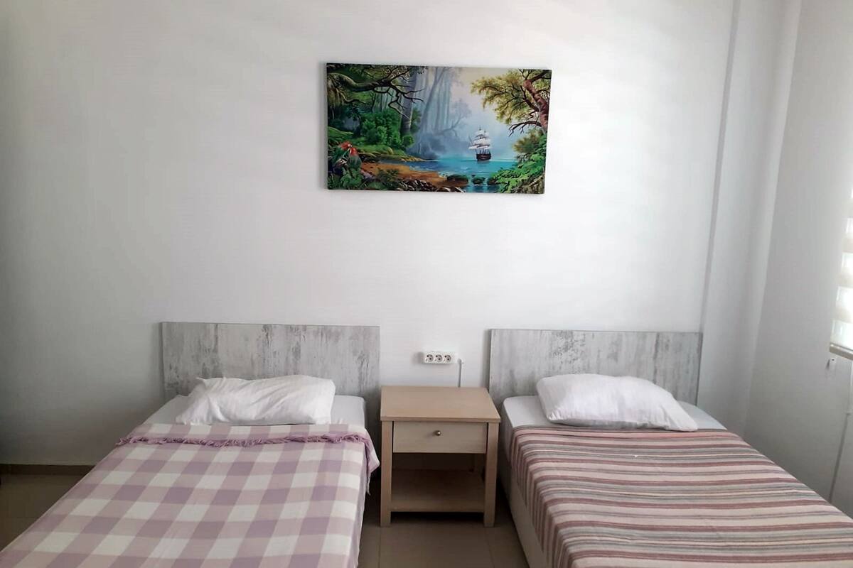 1 bedroom, WiFi (free), bed sheets
