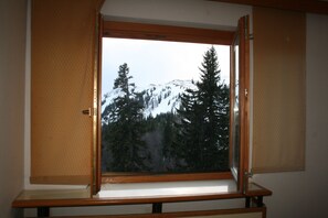 Habitación triple panorámica, vistas a la montaña | Vistas a la montaña