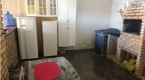 BBQ/picnic area - Casa na praia do Romance Caraguatatuba (Caraguatatuba)