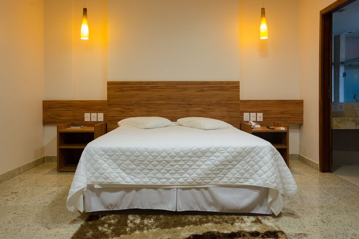 Desk, laptop workspace, free cots/infant beds, free WiFi