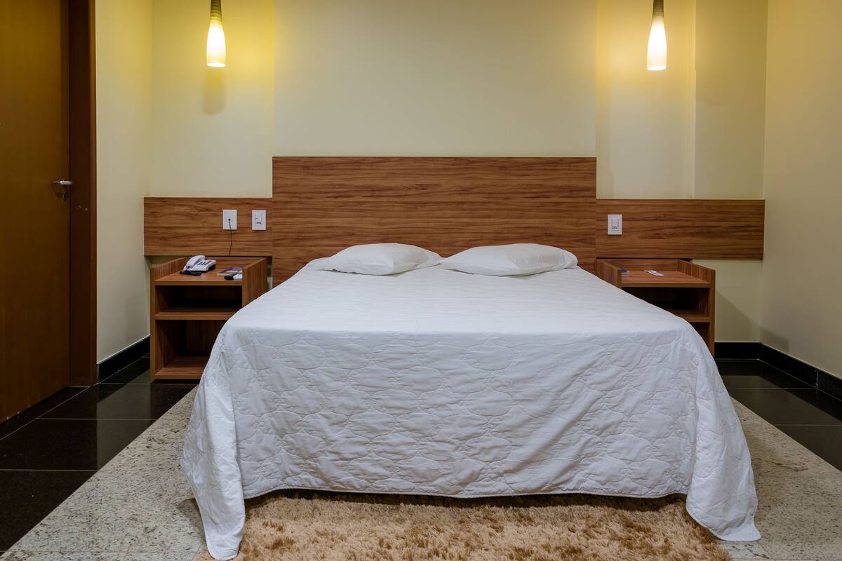 Desk, laptop workspace, free cots/infant beds, free WiFi